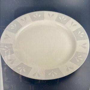 Sakura Port of Call Platter Round 13” cottonwood